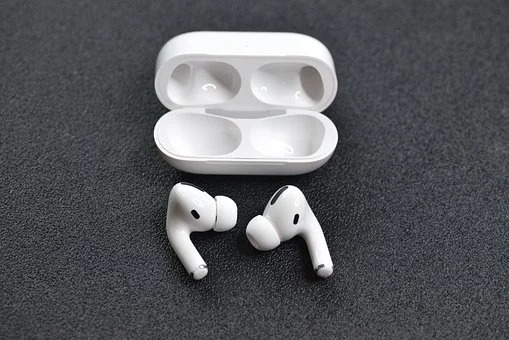 earphones-5193970__340.jpg