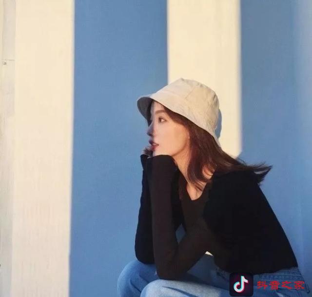 抖音里面热门视频牌照技巧