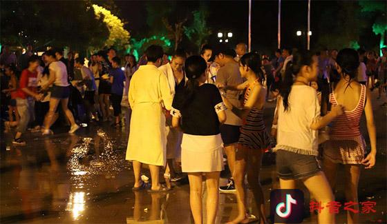 抖音怎么火？怎么发抖音让更多人看到？