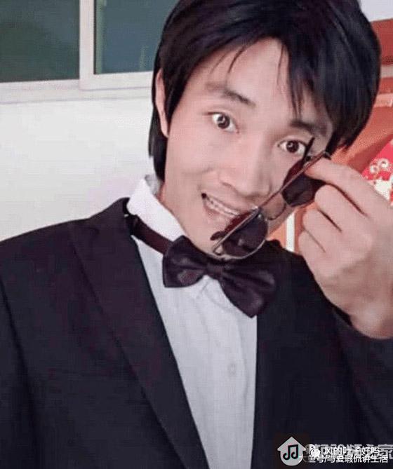 抖音高配版“周星驰”,真是太像了！