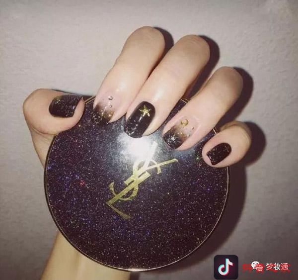 盘点抖音最火的十款美甲款式