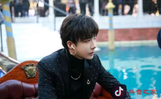 抖音一哥刘宇宁黑历史曝光，网友直呼不敢相信！