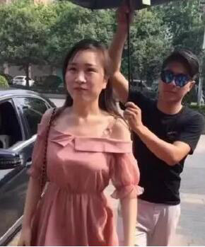 抖音拉面西施爆火之后，一碗面卖1000元？